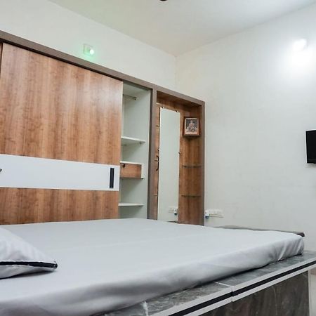 Mahadev Premium Homestay Garudeshwar Luaran gambar