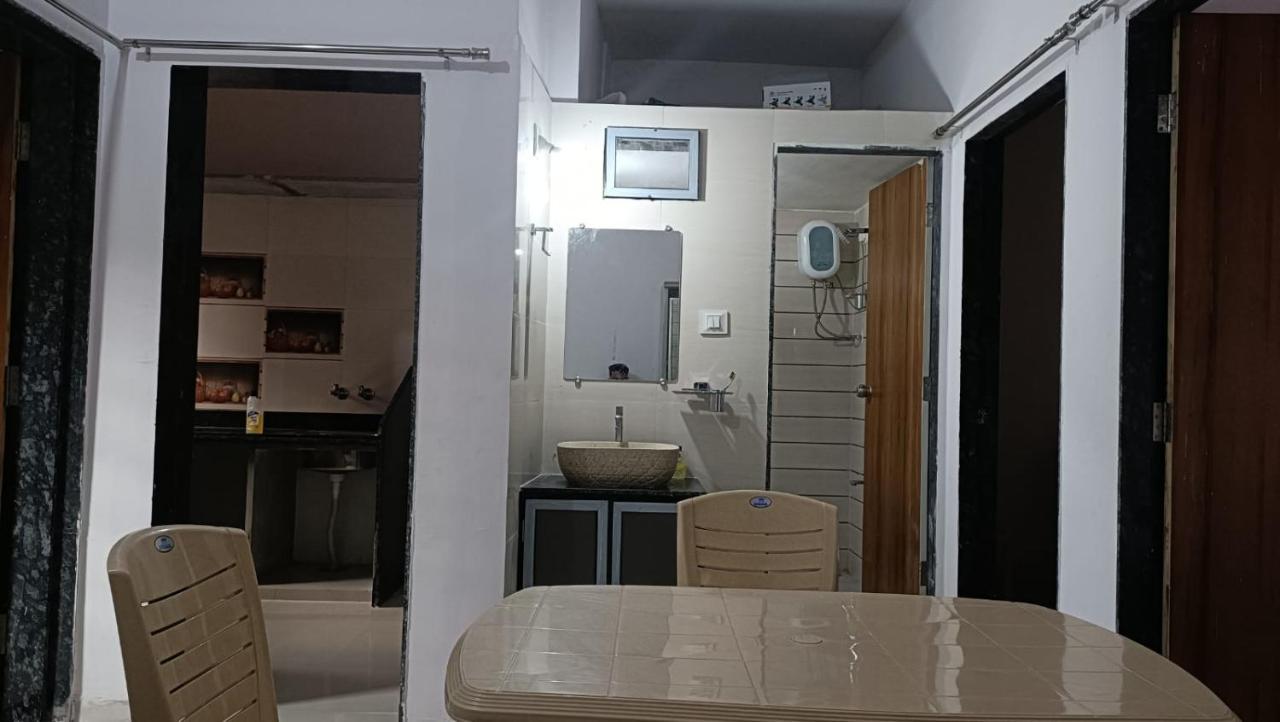 Mahadev Premium Homestay Garudeshwar Luaran gambar